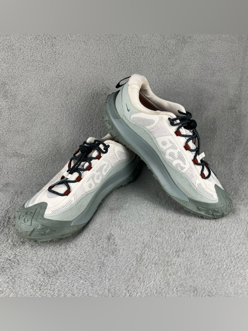 Nike ACG Mountain Fly 2 Phantom Light Silver Gore-Tex Mens Size 11.5 HF6245-003